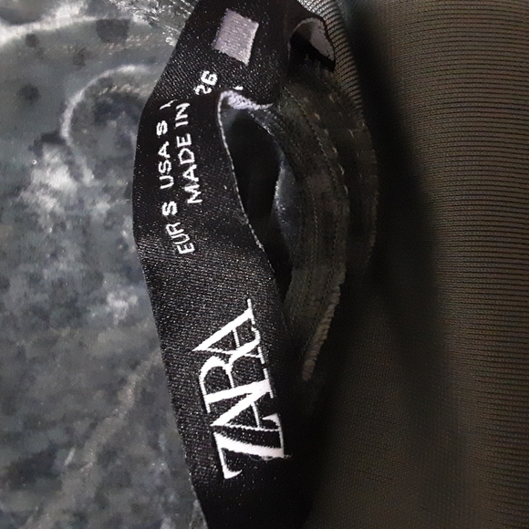 Zara DRAPED MINI DRESS velour animals printed in size S y2k holiday party green - Picture 7 of 9